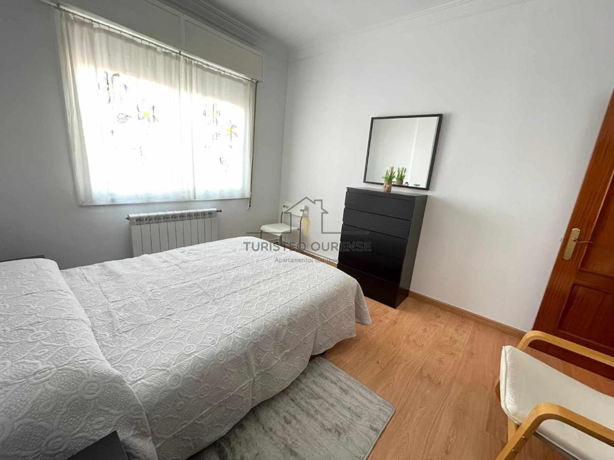 Apartmán O Cuarto De Abastos Ourense Exteriér fotografie