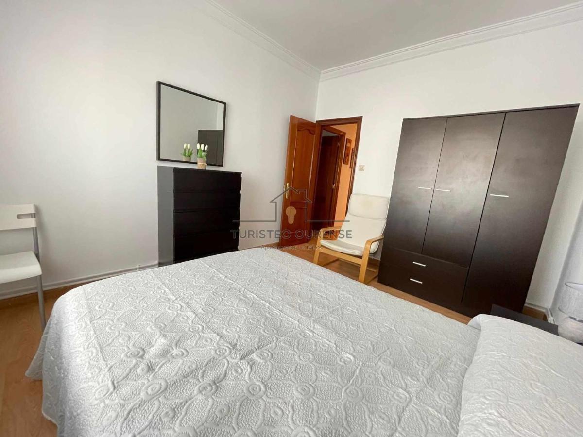 Apartmán O Cuarto De Abastos Ourense Exteriér fotografie