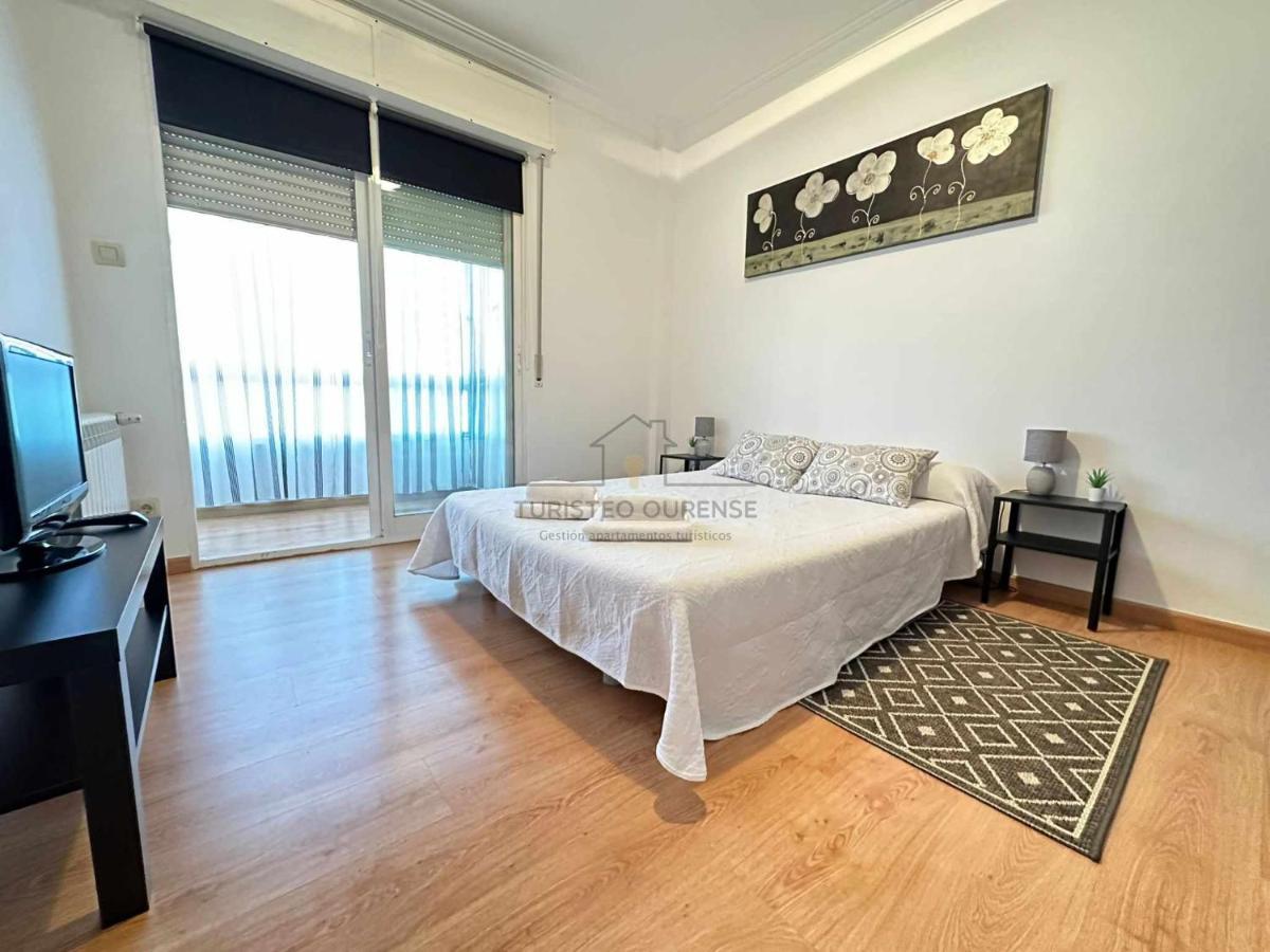 Apartmán O Cuarto De Abastos Ourense Exteriér fotografie